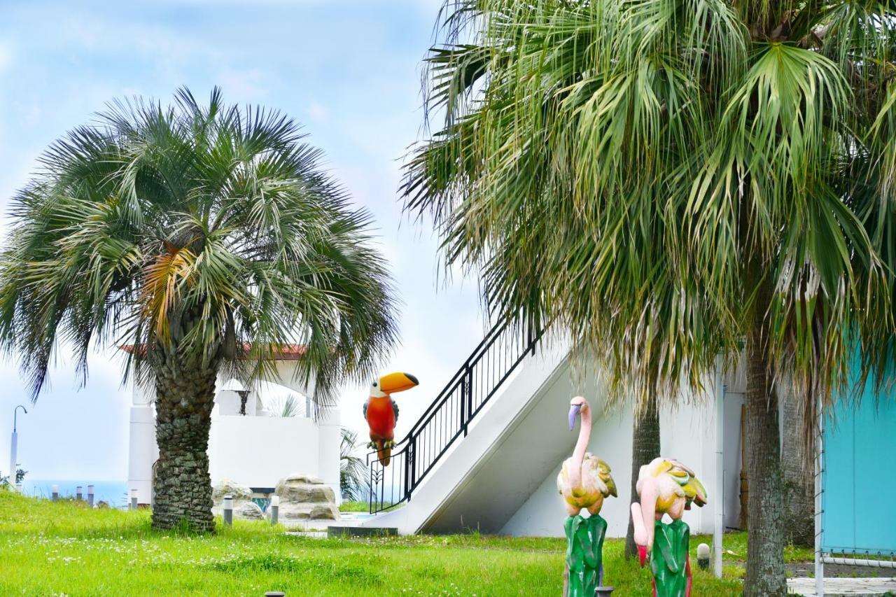 Isahaya Nagasaki Chapel Coconuts Hotel ＆Resort מראה חיצוני תמונה
